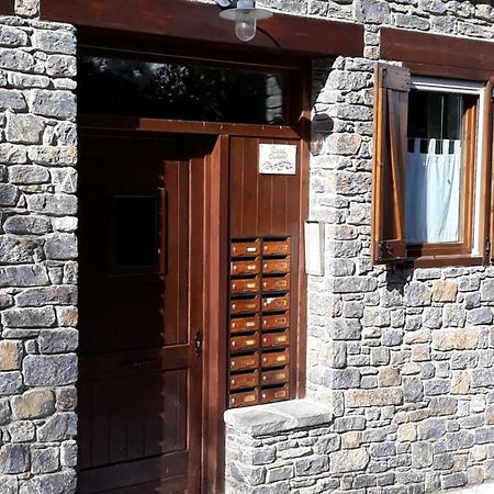 Apartament De La Lali Roni Екстер'єр фото
